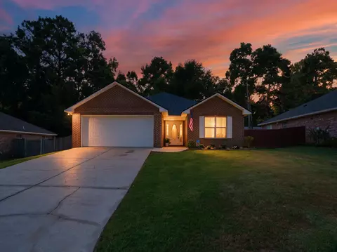 113 E Ave, Ellisville, MS 39437