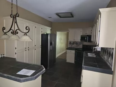 Kitchen - 6 S Wind Ridge Cv, Purvis, MS 39475 photo 1 of 2