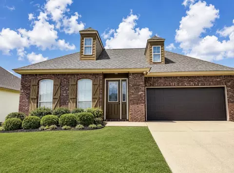 4 Calcutta Cv, Hattiesburg, MS 39402