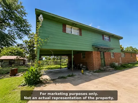 Exterior - 511 Sandy T Gavin Ave, Laurel, MS 39440 photo 4 of 4