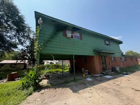 Exterior - 511 Sandy T Gavin Ave, Laurel, MS 39440 photo 1 of 4