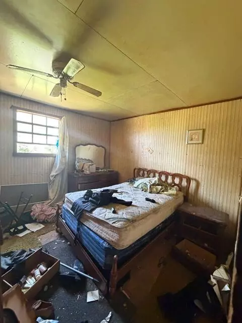 Bedroom - 511 Sandy T Gavin Ave, Laurel, MS 39440 photo 2 of 5