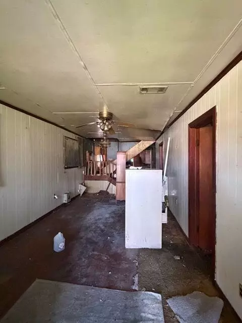 Entry Way - 511 Sandy T Gavin Ave, Laurel, MS 39440 photo 1 of 3