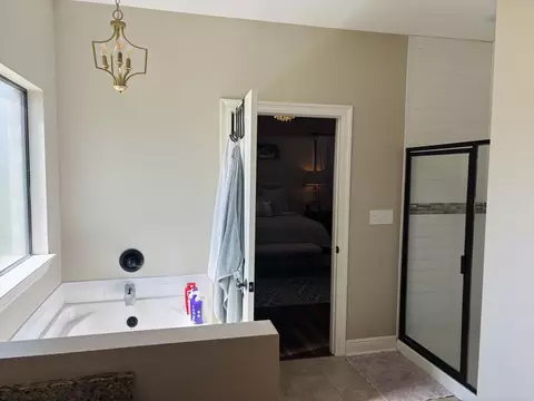 Bath - 402 Military Rd, Sumrall, MS 39482 photo 1 of 4