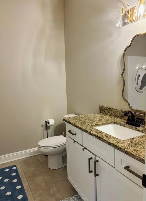 Bath - 402 Military Rd, Sumrall, MS 39482 photo 3 of 4