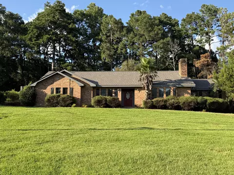 112 Greenwood Dr, Hattiesburg, MS 39402