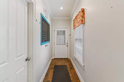Entry Way - 33 Pinedale Dr, Collins, MS 39428 photo 2 of 4