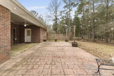 Exterior - 33 Pinedale Dr, Collins, MS 39428 photo 9 of 17