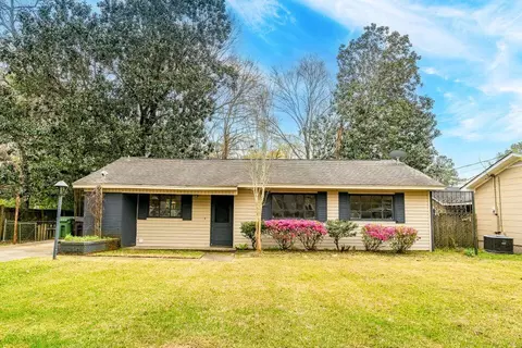 1618 Adeline St, Hattiesburg, MS 39401