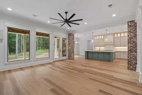 Living - 6 Shadow Ridge Dr, Laurel, MS 39443 photo 2 of 2