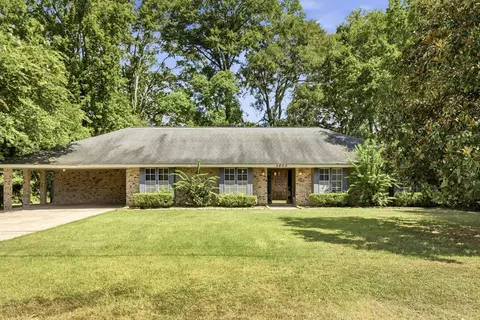 2803 Williamsburg, Hattiesburg, MS 39402