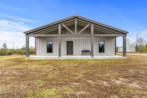 Exterior - 284 W Wire Rd, Perkinston, MS 39573 photo 3 of 5