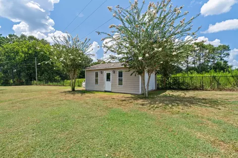 Exterior - 18 Eric Nobles Ln, Sumrall, MS 39482 photo 9 of 12