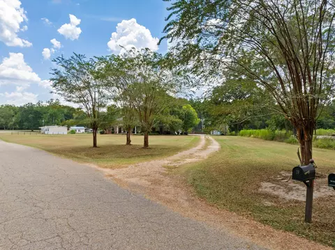 Exterior - 18 Eric Nobles Ln, Sumrall, MS 39482 photo 2 of 12