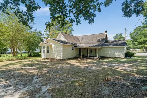 Exterior - 100 Poplar St, Sumrall, MS 39482 photo 10 of 15