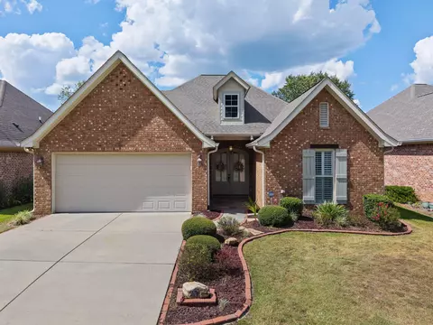 23 Callaway Ct, Hattiesburg, MS 39402
