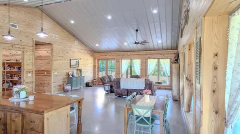 Entry Way - 356 Co Rd 7 # A, Stringer, MS 39481 photo 1 of 3