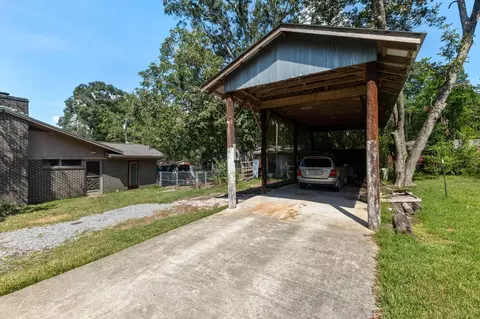 Exterior - 806 Main St, Purvis, MS 39475 photo 6 of 8