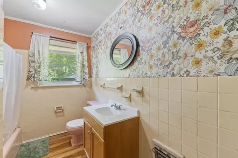 Bath - 806 Main St, Purvis, MS 39475 photo 1 of 2