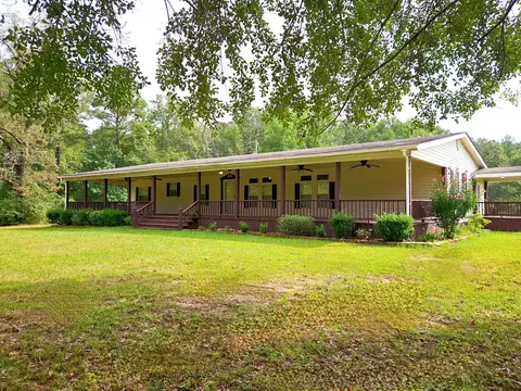 Exterior - 4438 N Hwy 49, Mount Olive, MS 39119 photo 2 of 11