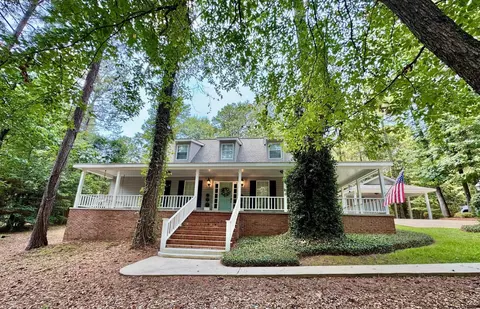 16 Woodland Sq, Petal, MS 39465