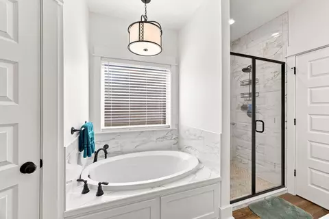 Bath - 134 N Slade, Sumrall, MS 39482 photo 1 of 3