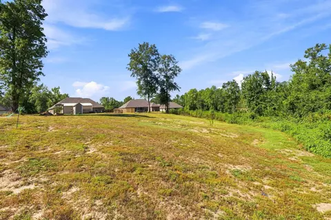 Exterior - 134 N Slade, Sumrall, MS 39482 photo 5 of 6