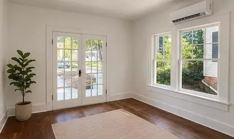 Entry Way - 836 N 8th Ave, Laurel, MS 39440 photo 1 of 1