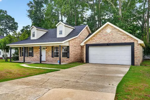 102 Maria St, Poplarville, MS 39470