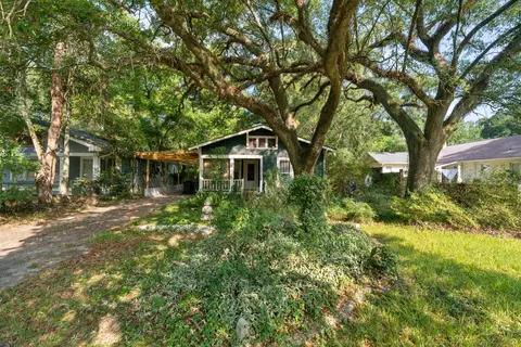 1205 Adeline St, Hattiesburg, MS 39401
