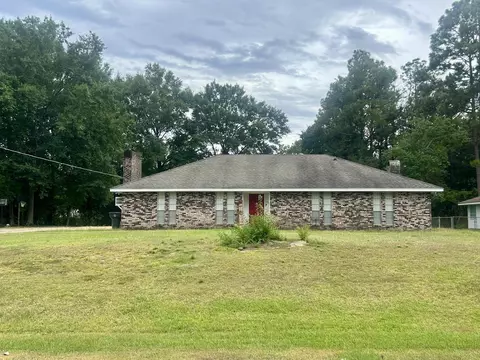 113 Tanglewood Dr, Hattiesburg, MS 39402