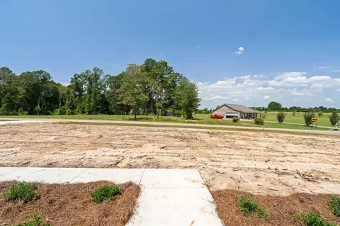Exterior - 616 Hickory Grove Rd, Sumrall, MS 39482 photo 6 of 11