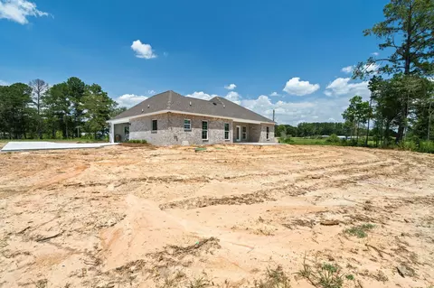 Exterior - 616 Hickory Grove Rd, Sumrall, MS 39482 photo 8 of 11