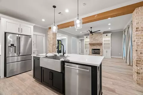 Kitchen - 20 24 Placid Dr, Sumrall, MS 39482 photo 2 of 4