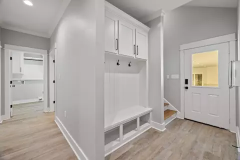Entry Way - 20 24 Placid Dr, Sumrall, MS 39482 photo 4 of 7