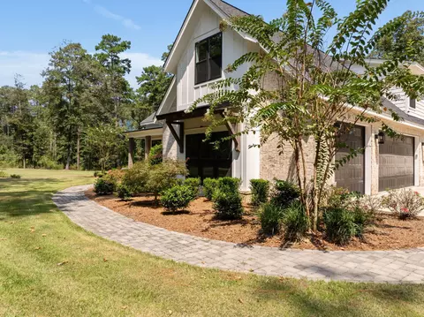 Exterior - 20 24 Placid Dr, Sumrall, MS 39482 photo 6 of 17
