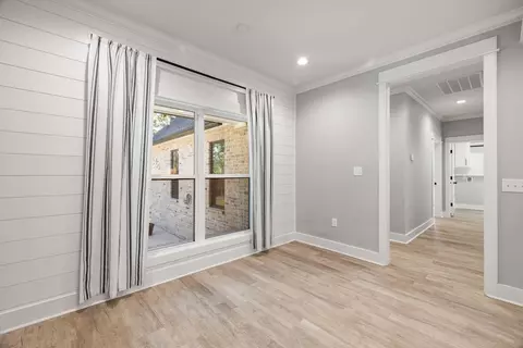 Entry Way - 20 24 Placid Dr, Sumrall, MS 39482 photo 3 of 7