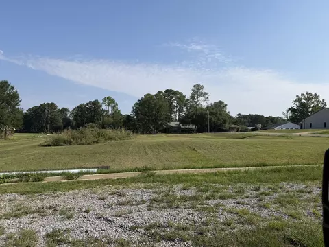 51 S Acres S Mill St, Sumrall, MS 39482 photo 3