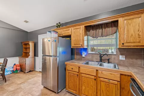 Kitchen - 16 Heritage Dr, Purvis, MS 39475 photo 4 of 4