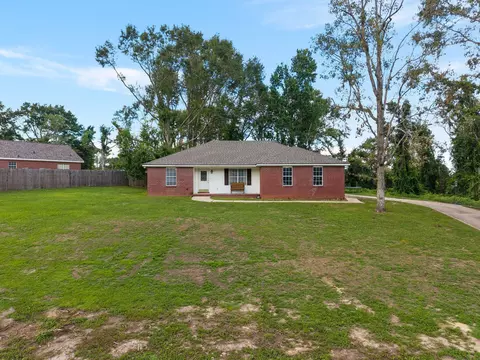 Exterior - 16 Heritage Dr, Purvis, MS 39475 photo 3 of 4