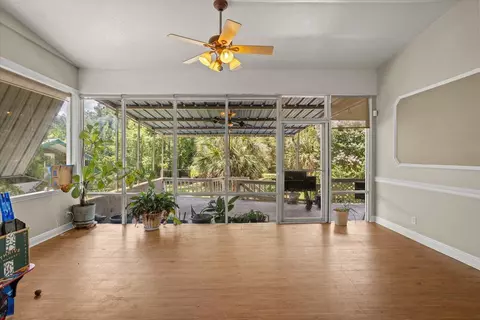 Living - 993 Mississippi 29, Wiggins, MS 39577 photo 4 of 11