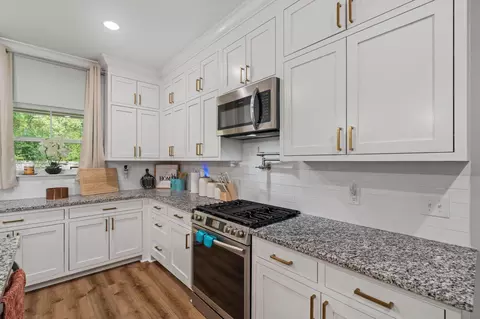 Kitchen - 31 Berwick, Petal, MS 39465 photo 3 of 3