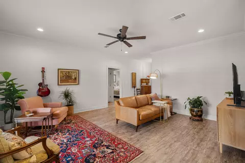 Living - 30 N Slade, Sumrall, MS 39482 photo 1 of 3