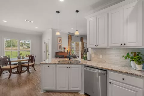 Kitchen - 30 N Slade, Sumrall, MS 39482 photo 5 of 5
