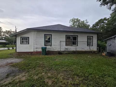 523 E College Ave, Wiggins, MS 39577 photo 7