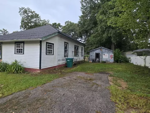 523 E College Ave, Wiggins, MS 39577 photo 8