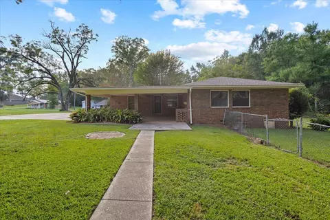 Exterior - 104 Pine St, Sumrall, MS 39482 photo 6 of 6