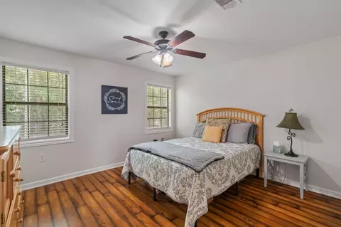 Bedroom - 4 White, Sumrall, MS 39482 photo 4 of 7