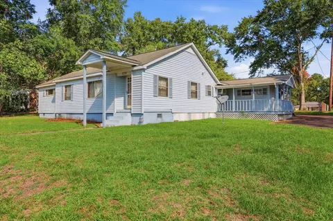 Other - 215 E Simpson Ave, Mendenhall, MS 39114 photo 1 of 16