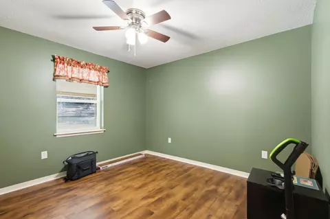 Bedroom - 100 Mozingo Dr, Petal, MS 39465 photo 2 of 3